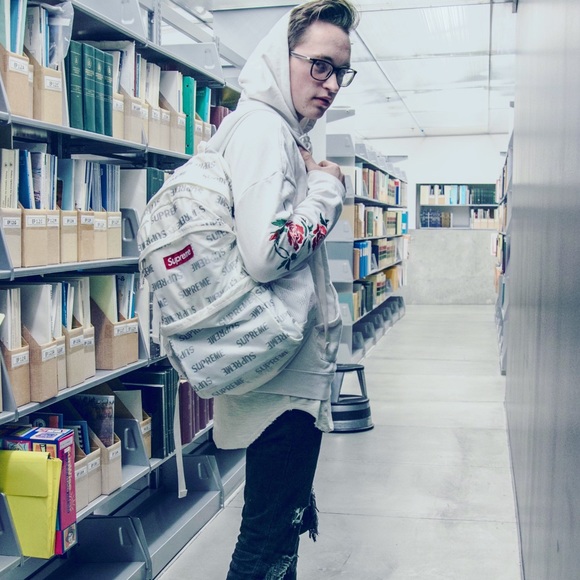 Meet your Posher, Kellen - Picture 1 of 1